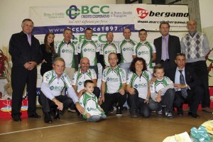 Nelle foto due momenti della premiazione della decima edizione del Master Sport & Sports del trofeo Bcc tenutasi il 9 ottobre nel cineteatro di Orago. Busti è il primo da sinistra nella foto in alto e il secondo da destra in piedi nella foto sopra.