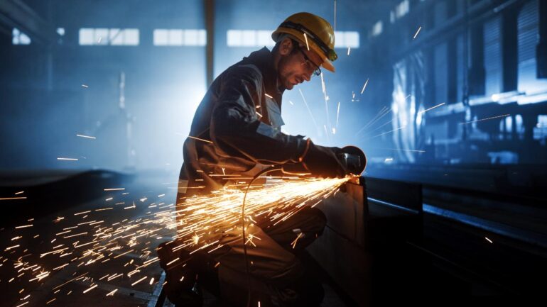 operaio metalmeccanico