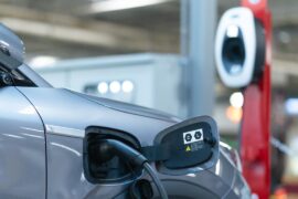 colonnina ricarica auto elettrica
