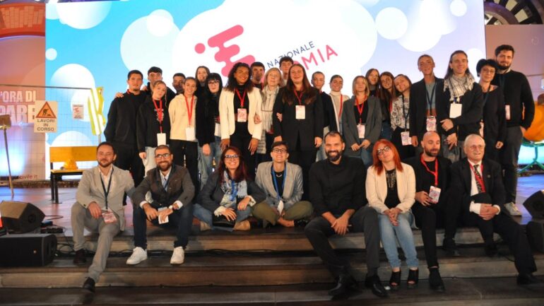 Manifesto dei Giovani per una Nuova Economia Sociale e Civile