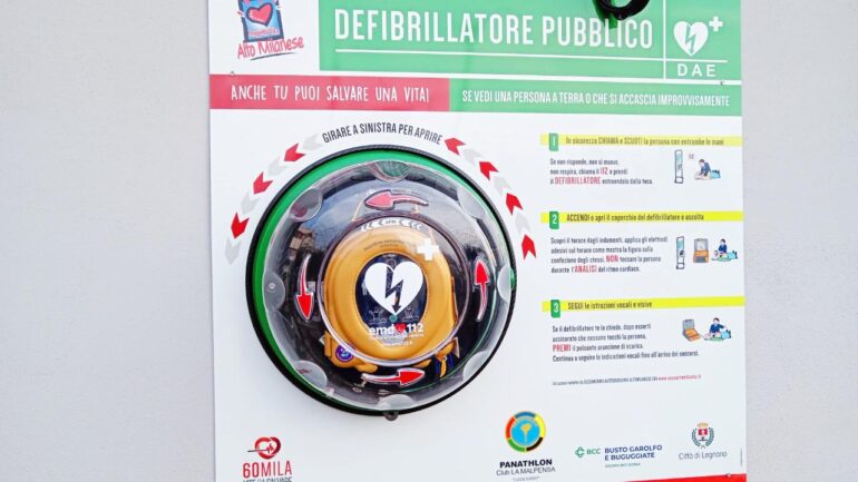 Defibrillatore del campo sportivo Gavinelli di Legnano