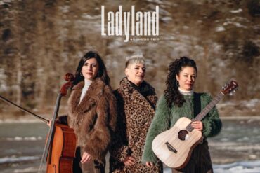 Lady land Trio