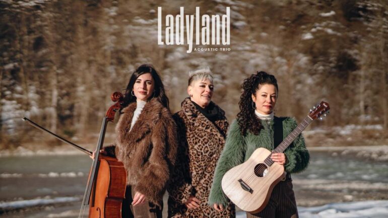 Lady land Trio